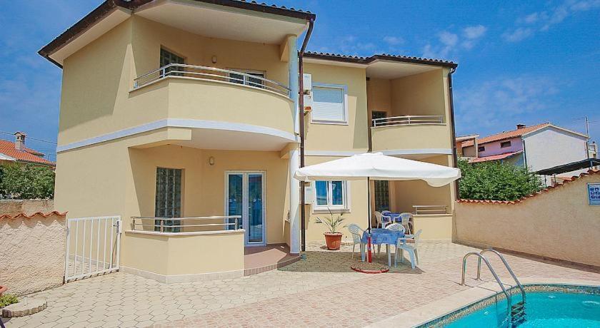 Apartmani Strigo Medulin Exterior photo
